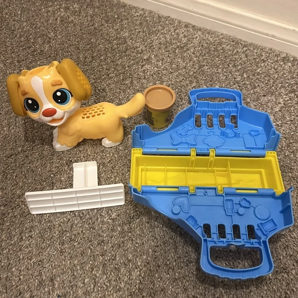 4 piece puppy playdoh set